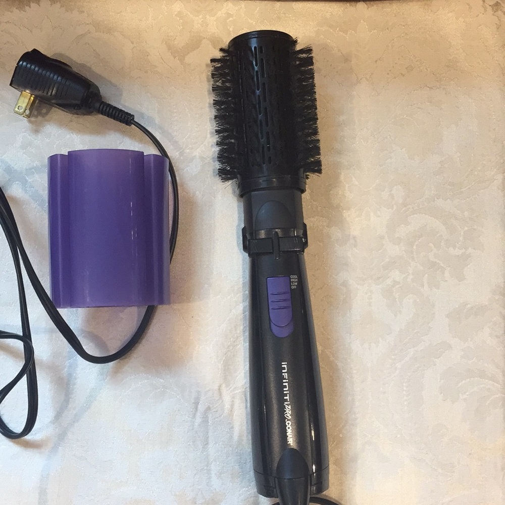 SOLD Infinitipro by conair Spin air hair dryer